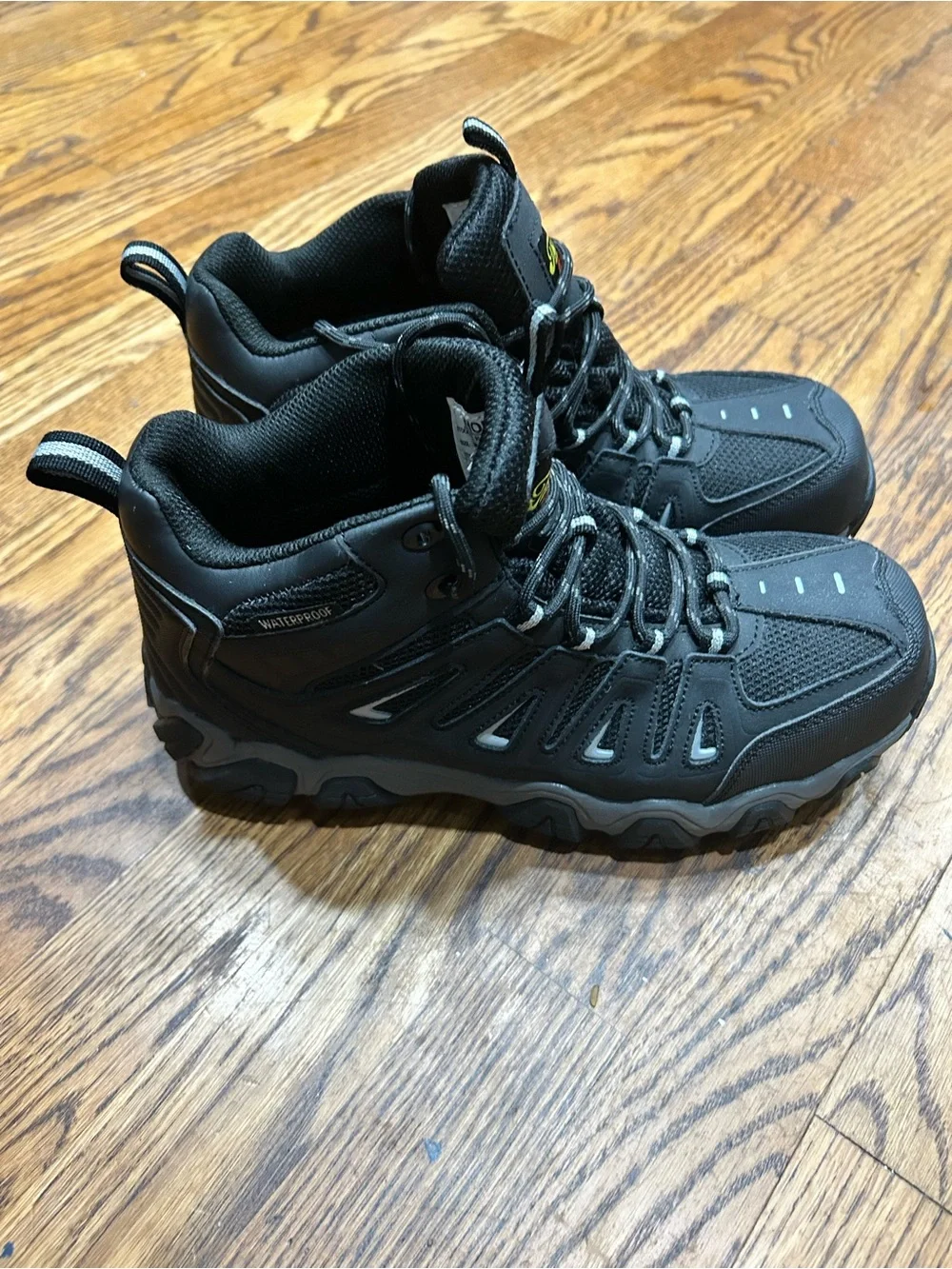 Thorogood Waterproof Hiking Boots Women’s 9 Men’s 7 Black Trail Boots Gorpcore